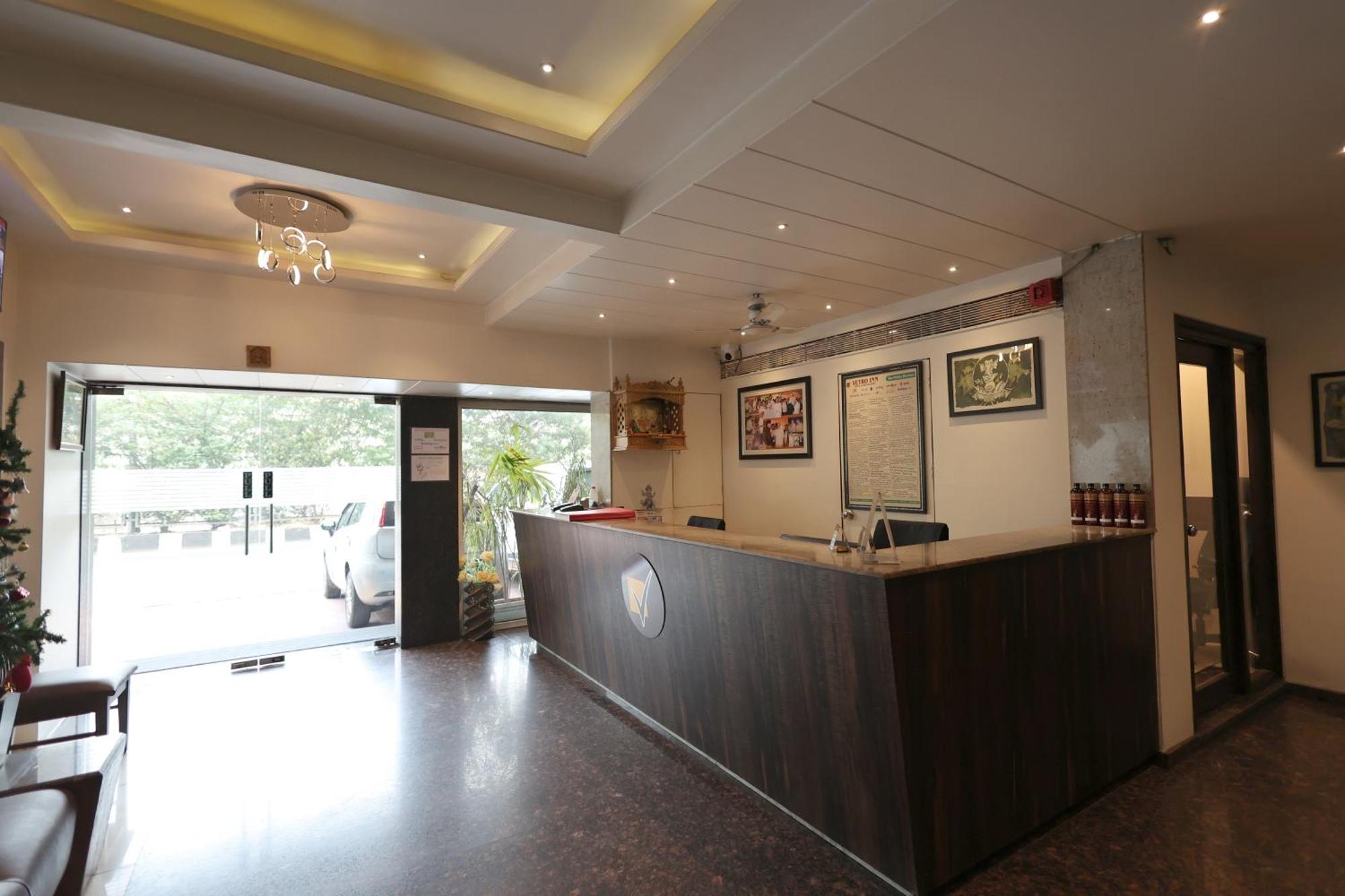 Hotel Vetro Inn Σουράτ Εξωτερικό φωτογραφία