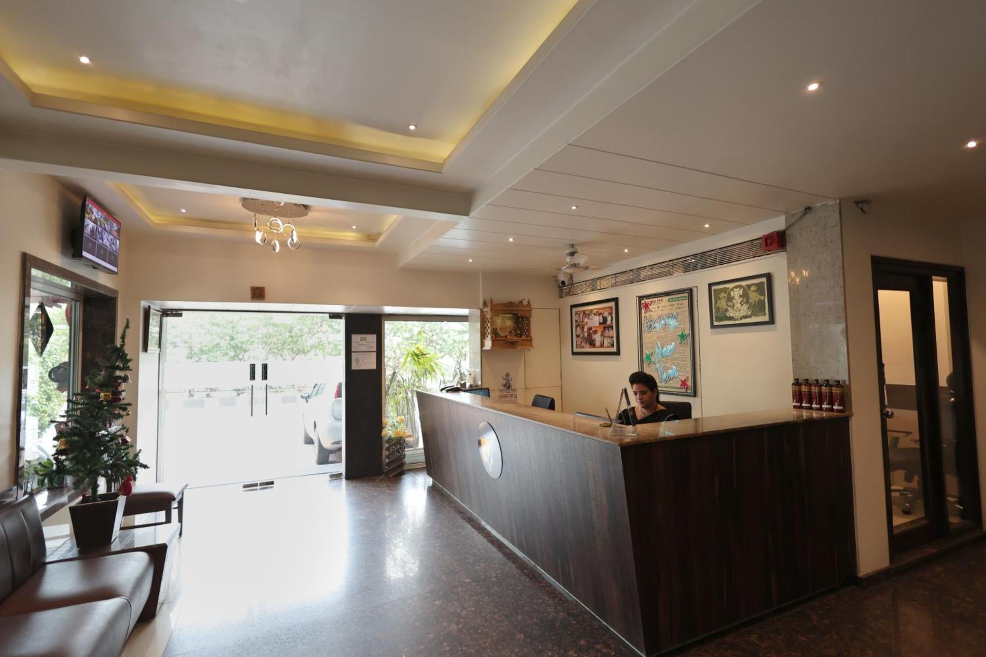 Hotel Vetro Inn Σουράτ Εξωτερικό φωτογραφία